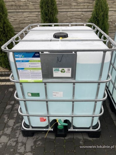 sprzedam-plyn-katalityczny-adblue-noxy-w-pojemniku-ibc-1000l-51477-sosnowiec.jpg